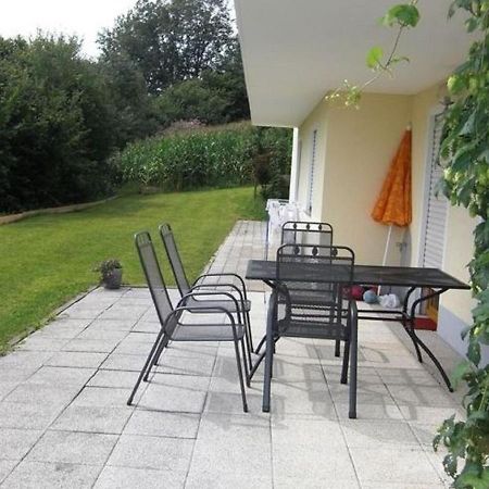 Holiday Flat With Swimming Pool In Prackenbach فيشتاخ المظهر الخارجي الصورة