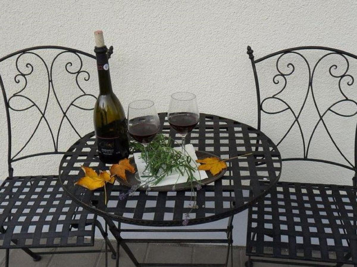 Holiday Flat With Swimming Pool In Prackenbach فيشتاخ المظهر الخارجي الصورة